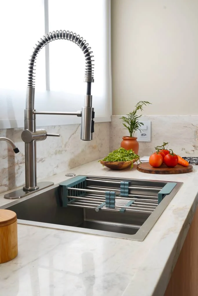 Torneira, monocomando e pot filler: como escolher para cozinha e lavanderia